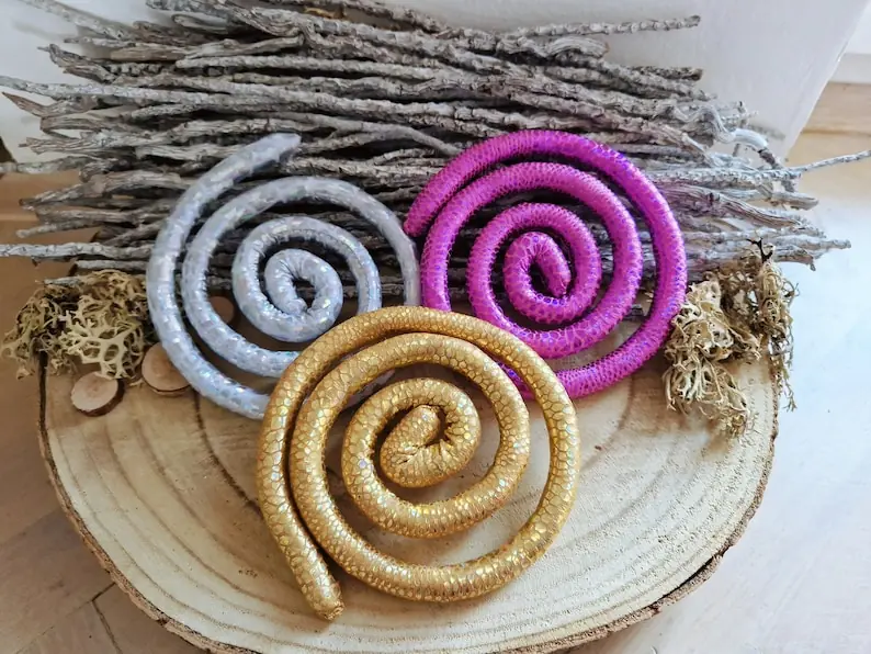 GOLD SILVER SPIRALOCK exclusive Loc Ties Fright Ties Dreadlock Accessories Wired Loc Ties Spiral Lock Hologram Ties Most efficient method to tie up dreads